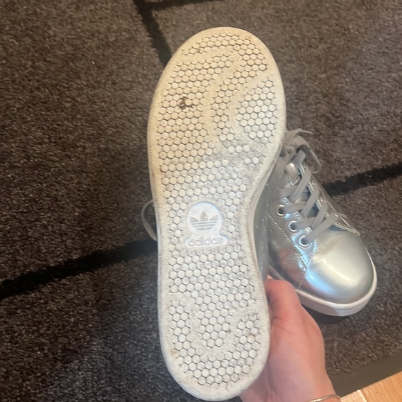 Adidas - Picture 4 of 5